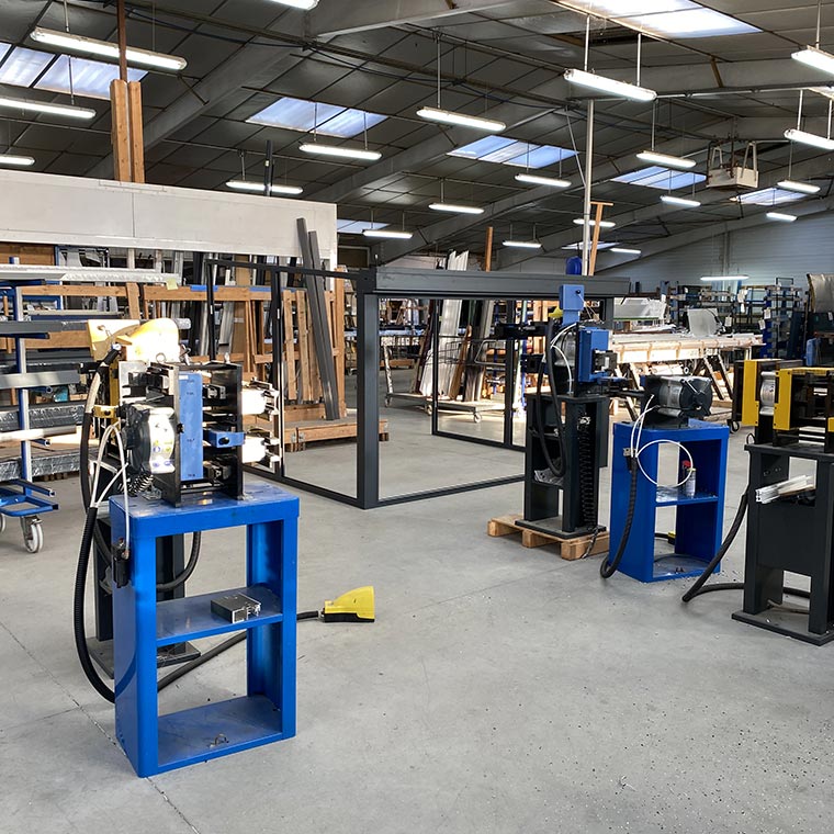 Atelier de fabrication de menuiserie alu à Le Rheu en Bretagne